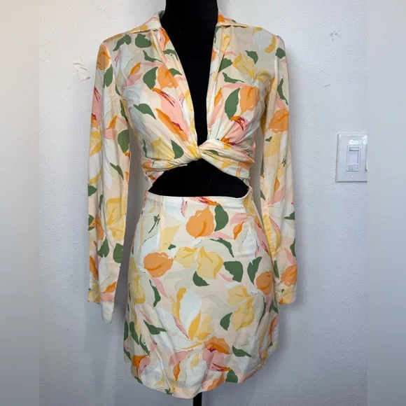 Rhythm Livin Ivy Floral Tie Front Crop Top & Mini Skirt Set XS 6 NWT - Picture 5 of 9